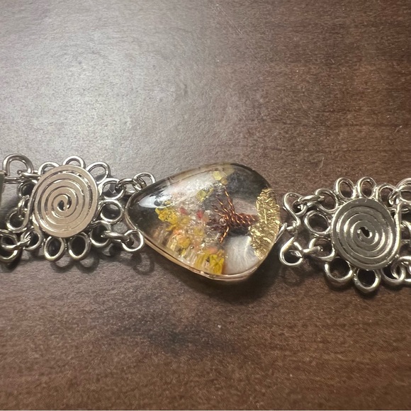 Beautiful Bracelet - Picture 2 of 4